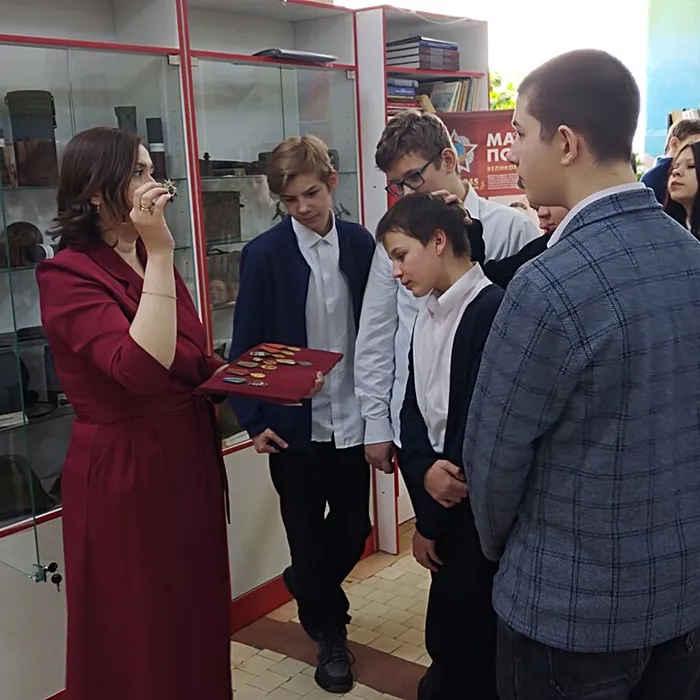 Экскурс в историю «Нам подвиг дедов не забыть»