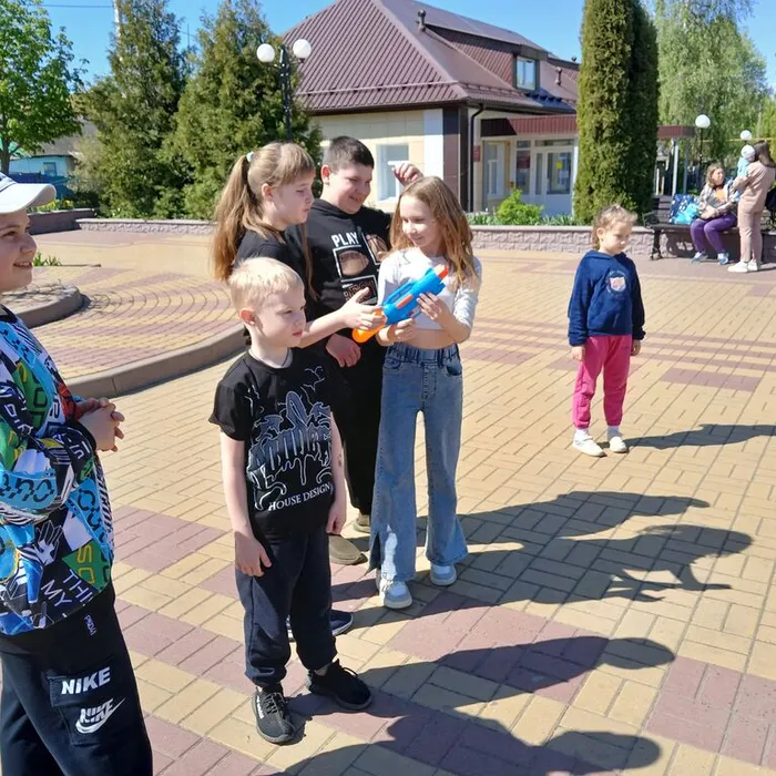 Конкурсно-игровая программа «Встречаем праздник Первомай»