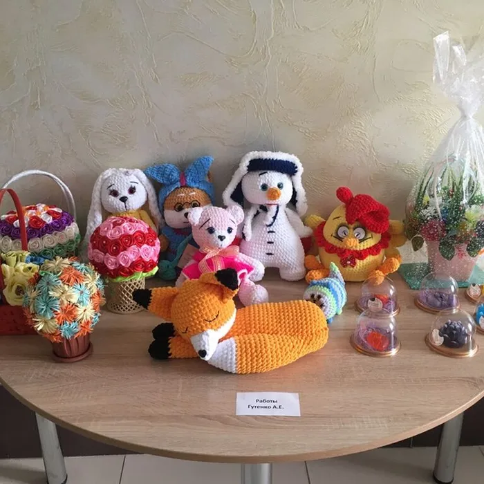 Выставка «Рукотворная краса»