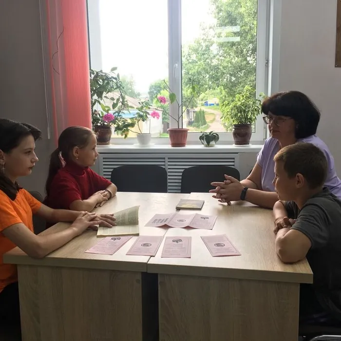 Дискуссия «Дурман — трава, или обманутые судьбы»