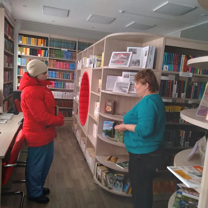Книжная выставка «Туристические маршруты моей малой родины»