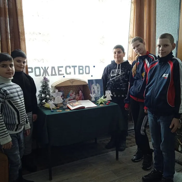 Выставка поделок «Свет Рождественской звезды»