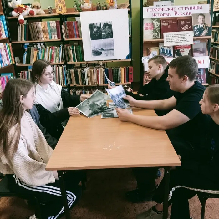 Литературный час «Мы о подвигах читаем, стать героями мечтаем»