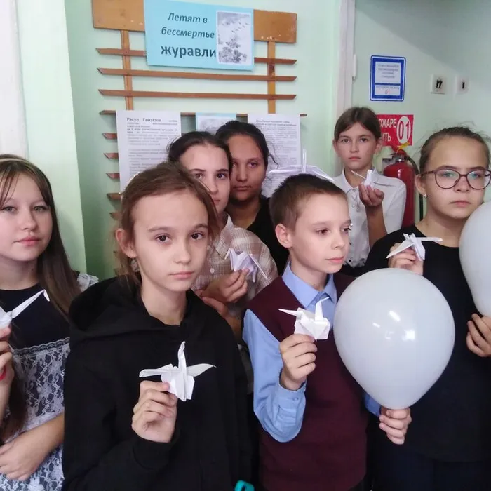 Час памяти «Летят в бессмертье журавли»